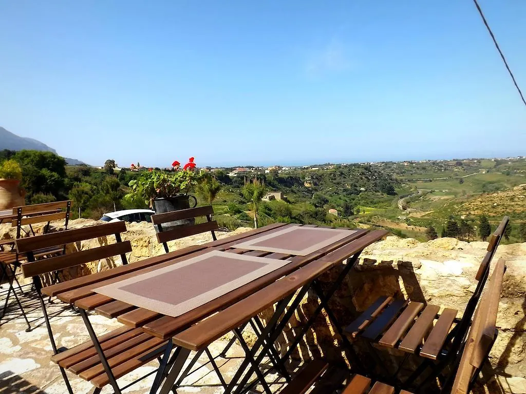 Gospodarstwo agroturystyczne Willa Casale Ginisara Castellammare del Golfo